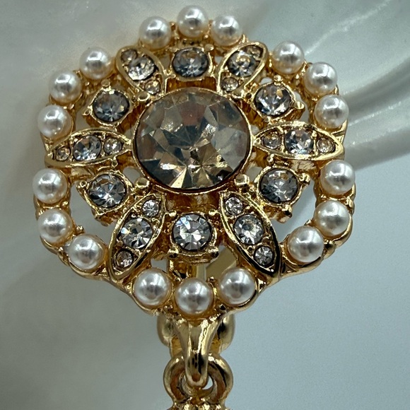 Marchesa Elegant Gold Cameo Rose Drop Earrings w/ Pearls & Crystals - Picture 16 of 16